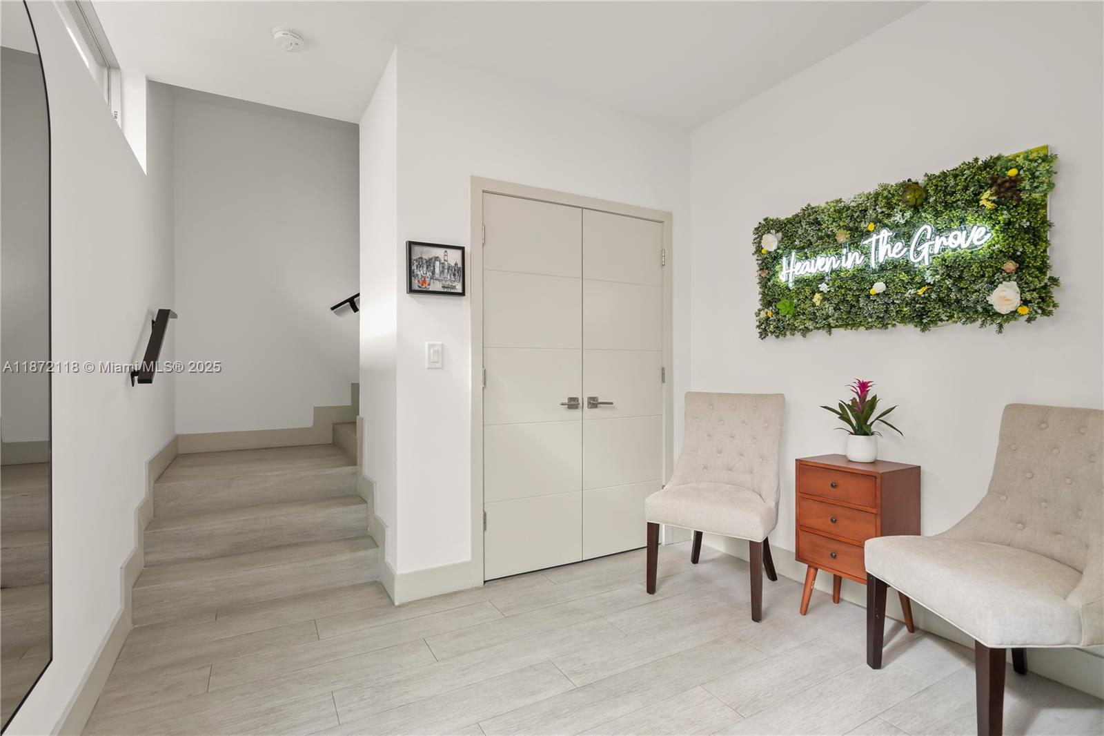 PENT HOMESTEAD - Residential