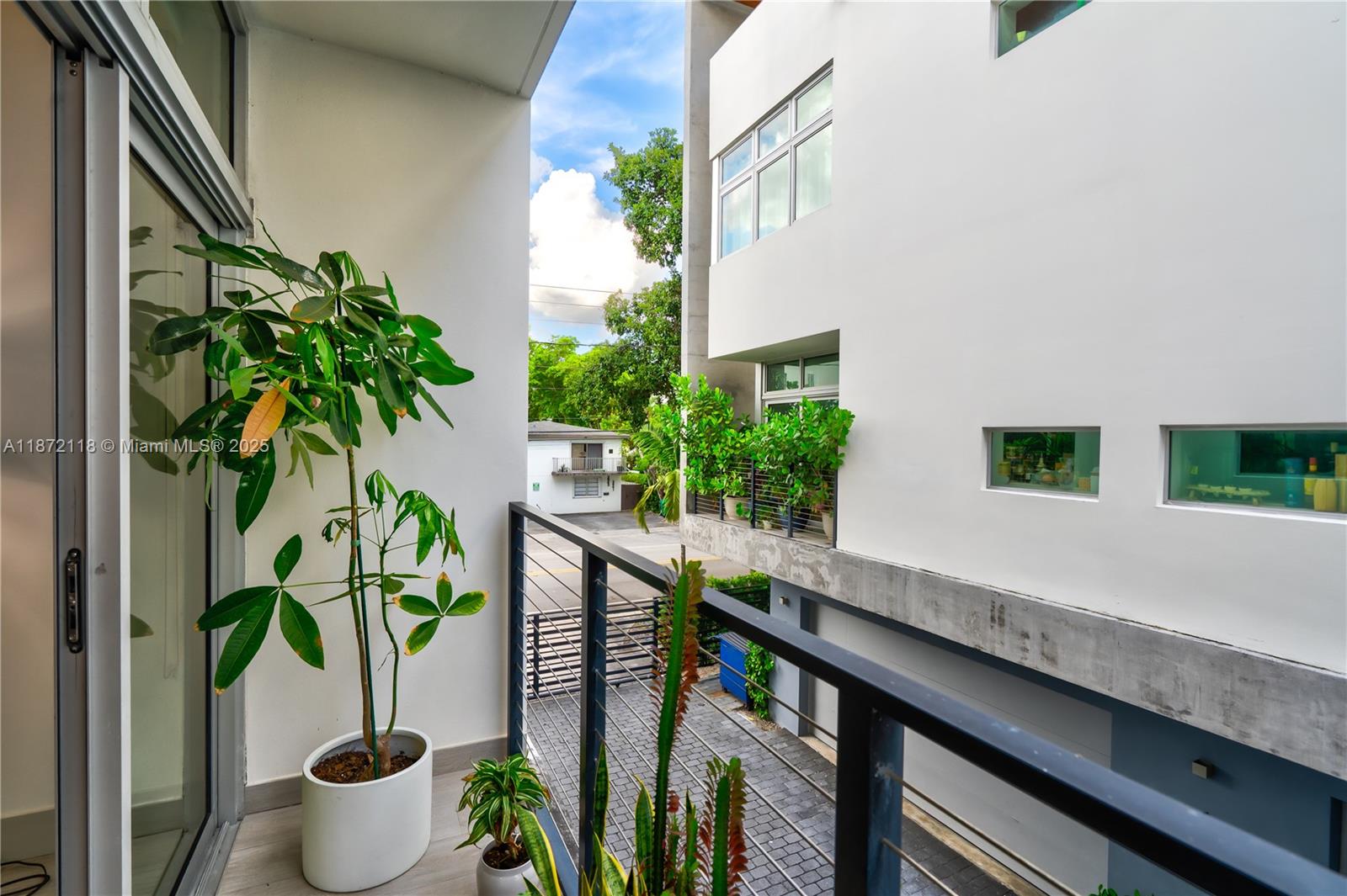 PENT HOMESTEAD - Residential