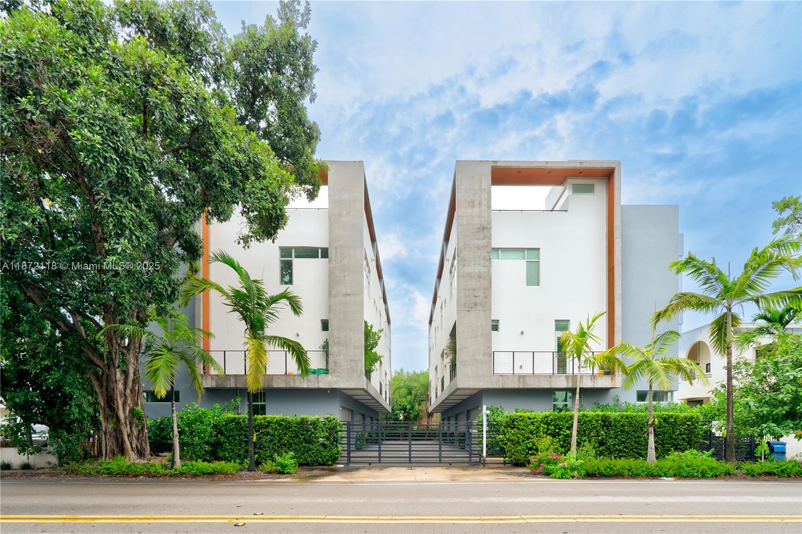 2926 Bird Ave 2