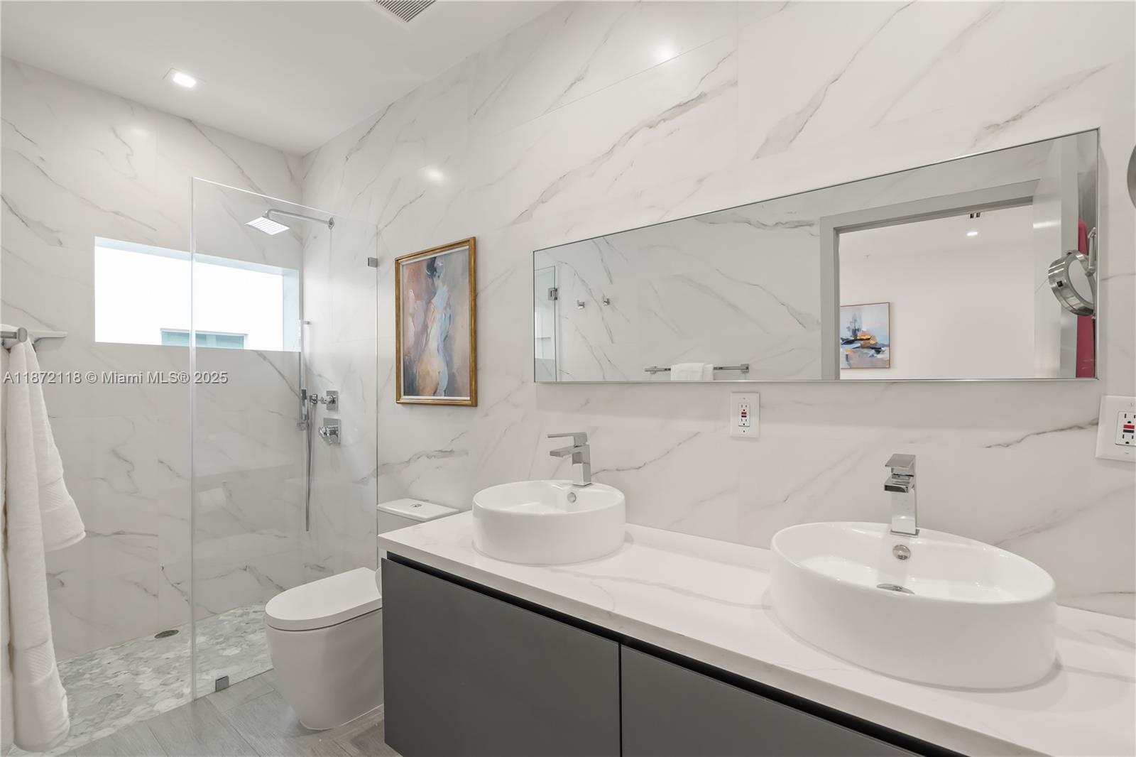 PENT HOMESTEAD - Residential