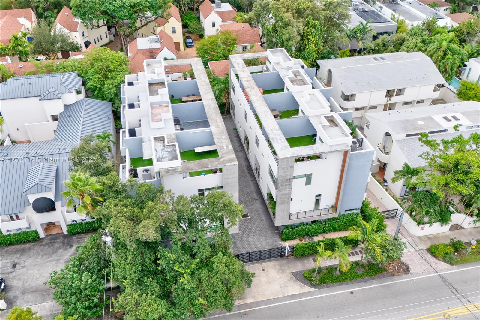 PENT HOMESTEAD - Residential