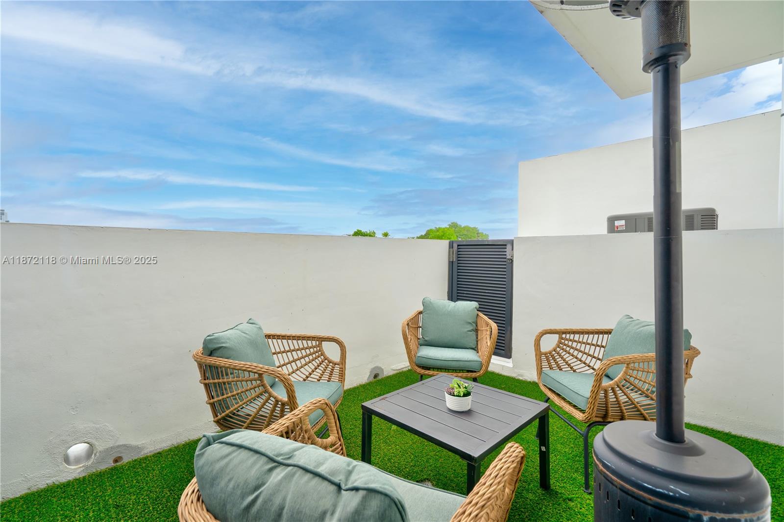 PENT HOMESTEAD - Residential