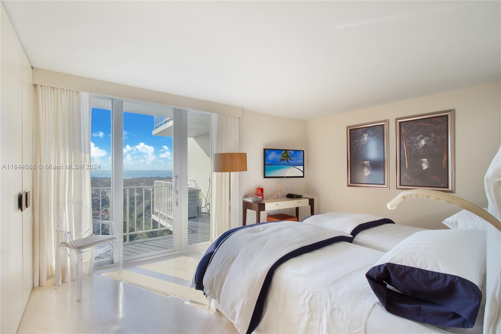 CASA DEL MAR CONDO - Residential Lease