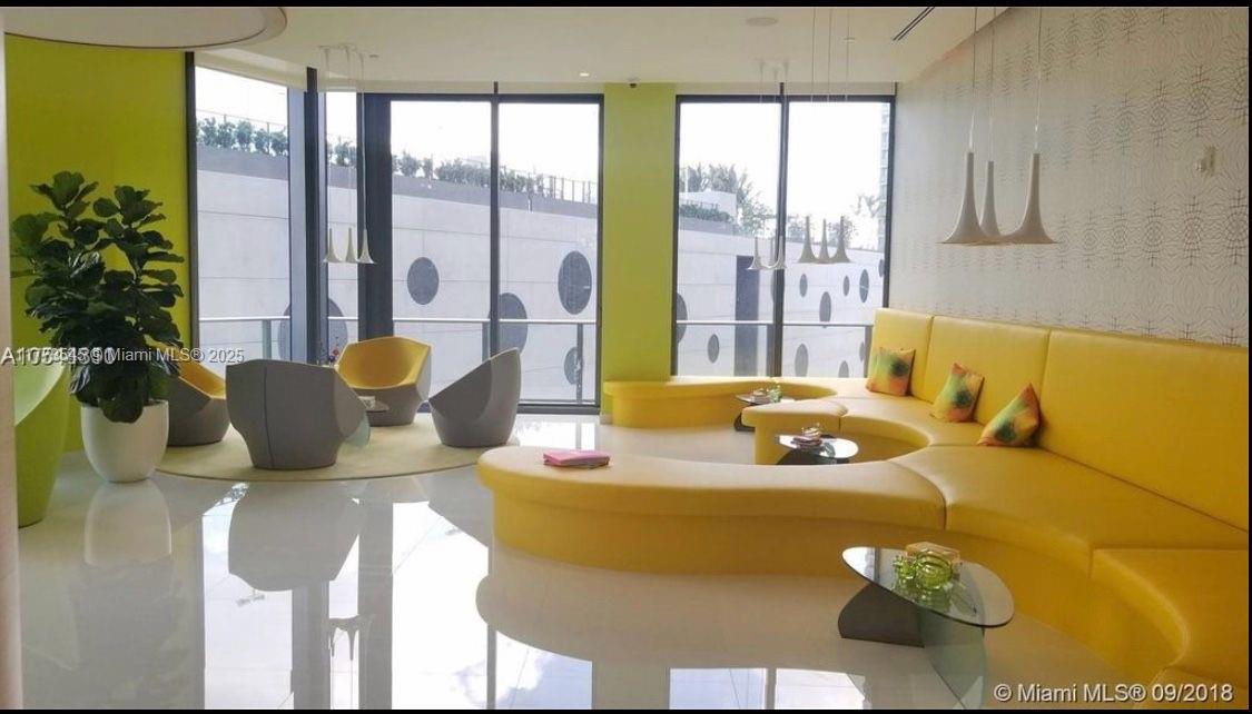 PARAISO BAYVIEWS CONDO - Residential