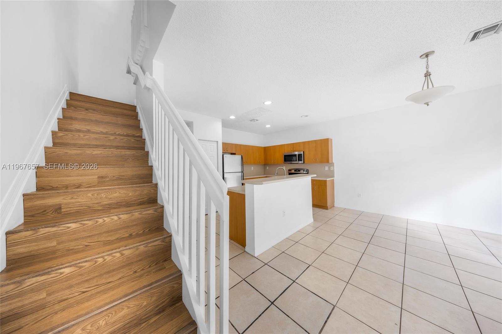 MARBELLA BAY - Residential