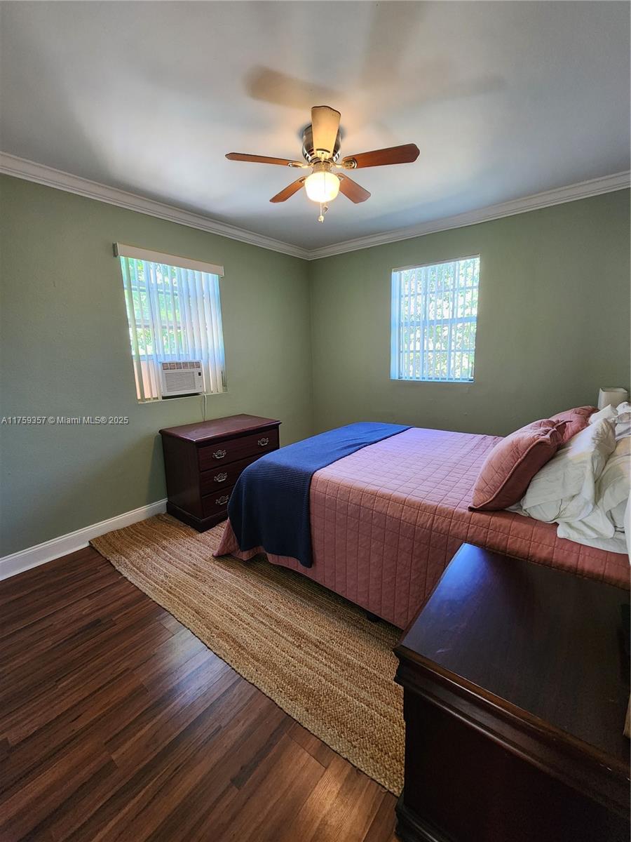 HOLLYWOOD BEACH - Residential Lease