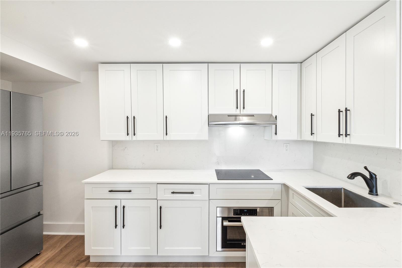 ARCADIA CONDO - Residential