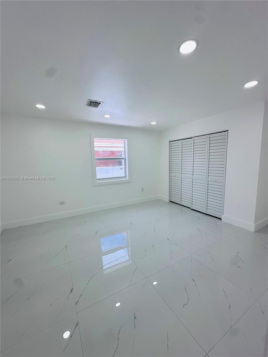 TOWN OF HIALEAH 1 ADDN AM - Residential