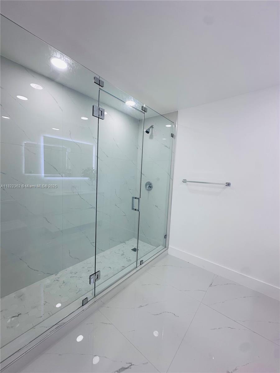 TOWN OF HIALEAH 1 ADDN AM - Residential