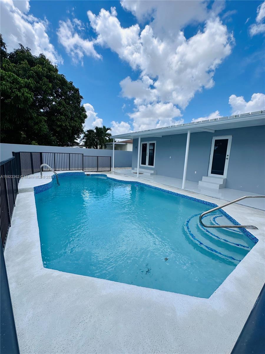 TOWN OF HIALEAH 1 ADDN AM - Residential