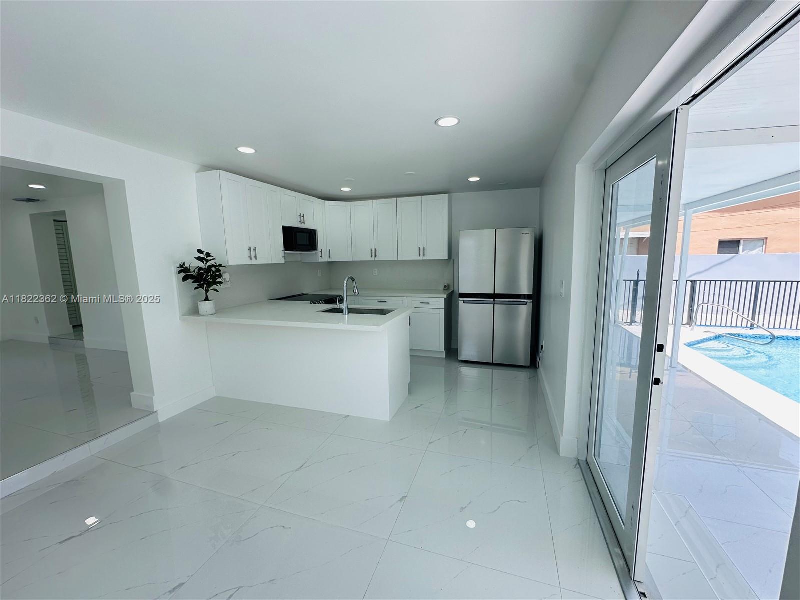 TOWN OF HIALEAH 1 ADDN AM - Residential