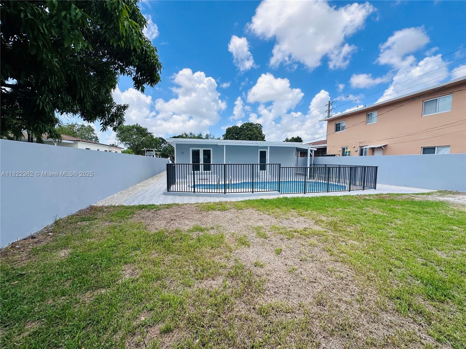 TOWN OF HIALEAH 1 ADDN AM - Residential
