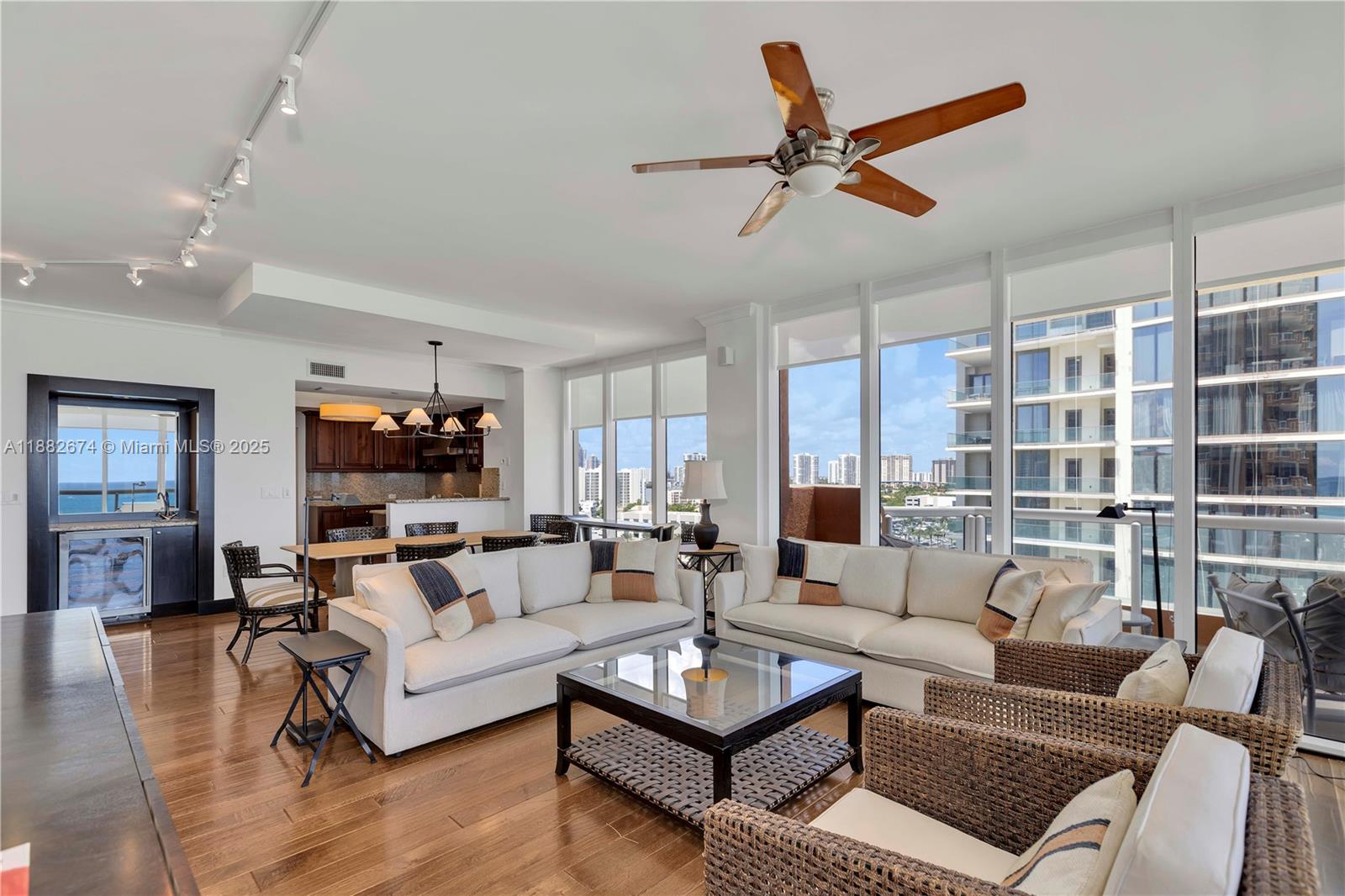 ACQUALINA OCEAN RESIDENCE - Residential