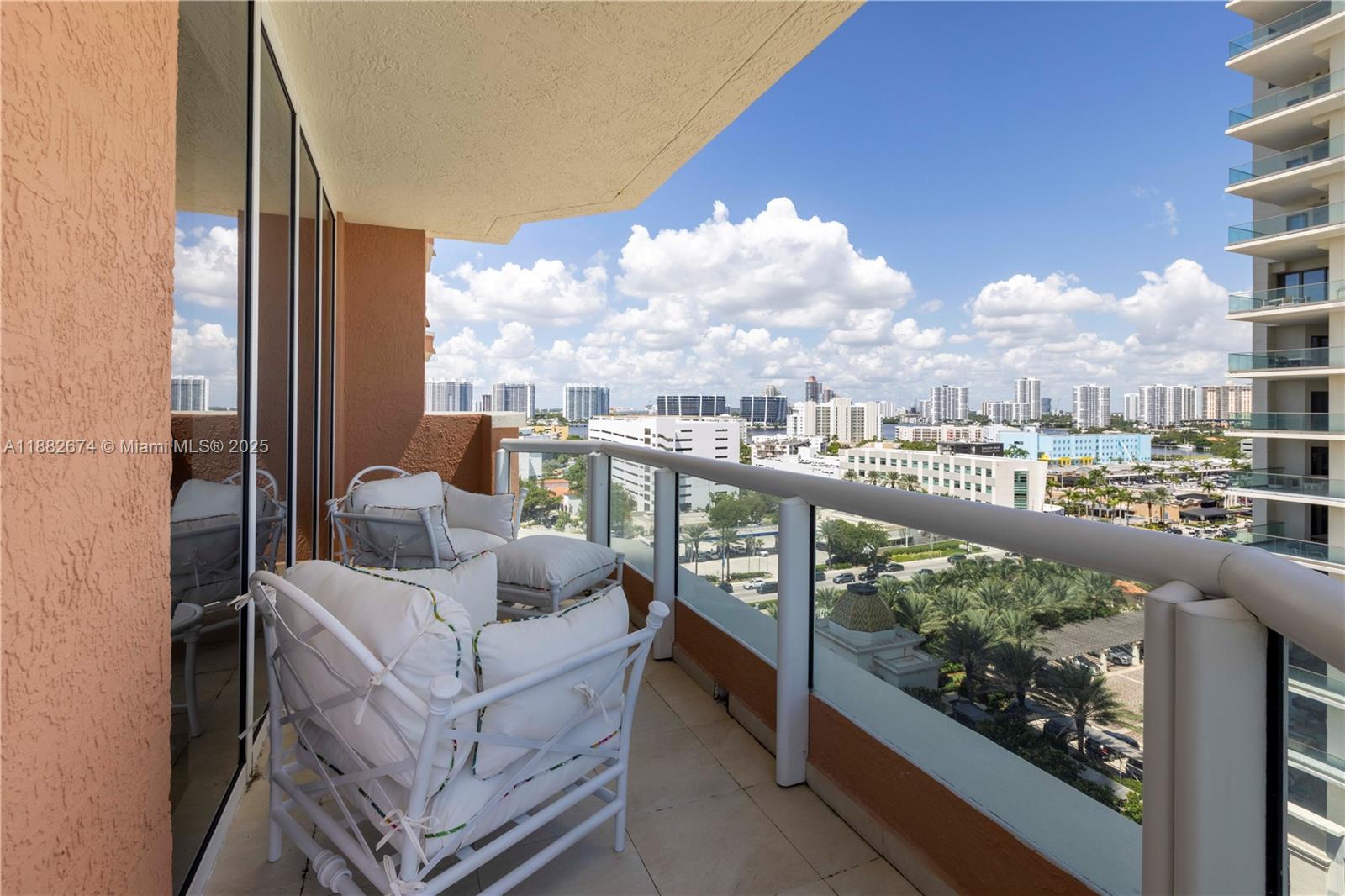 ACQUALINA OCEAN RESIDENCE - Residential