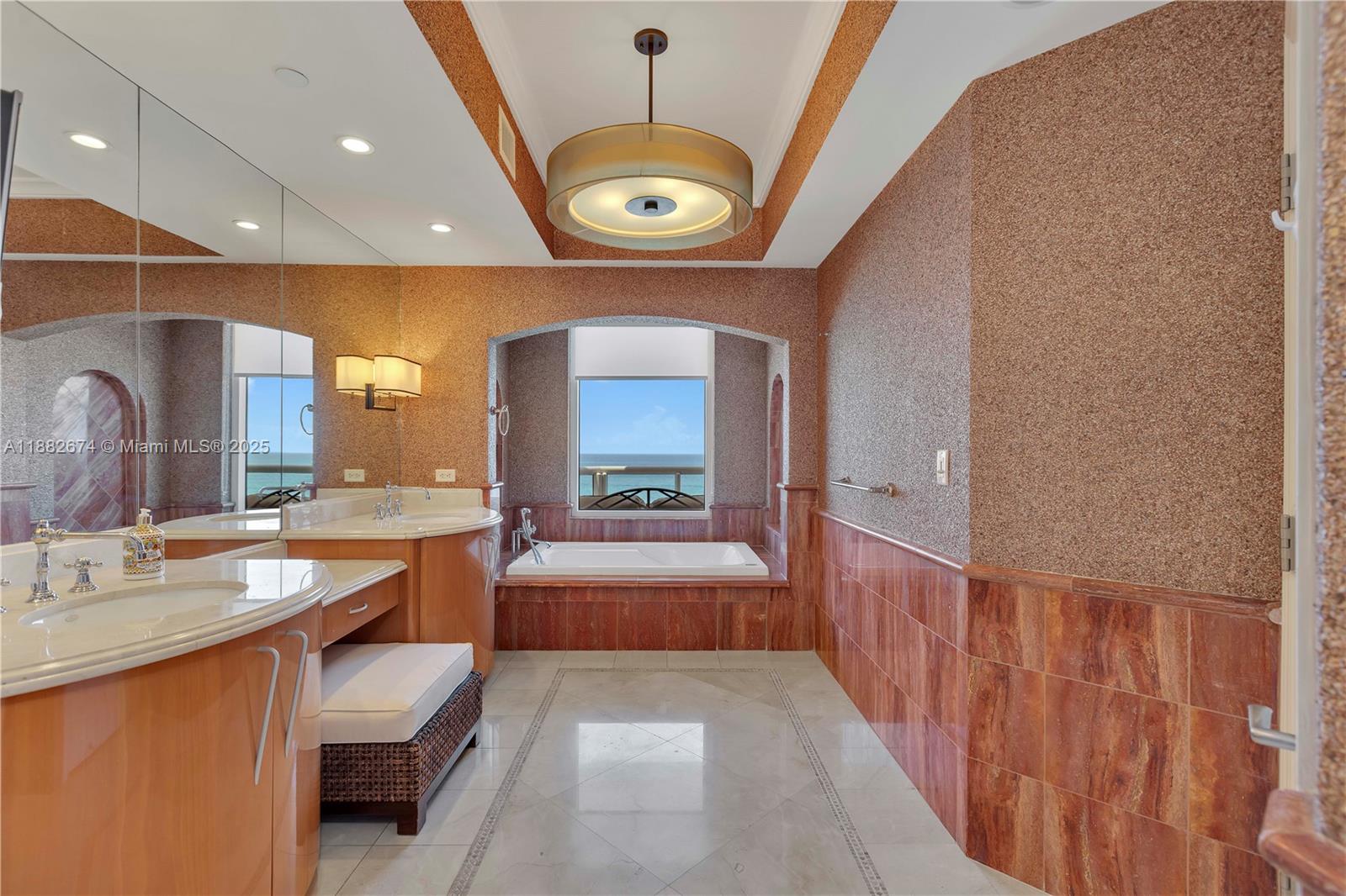 ACQUALINA OCEAN RESIDENCE - Residential