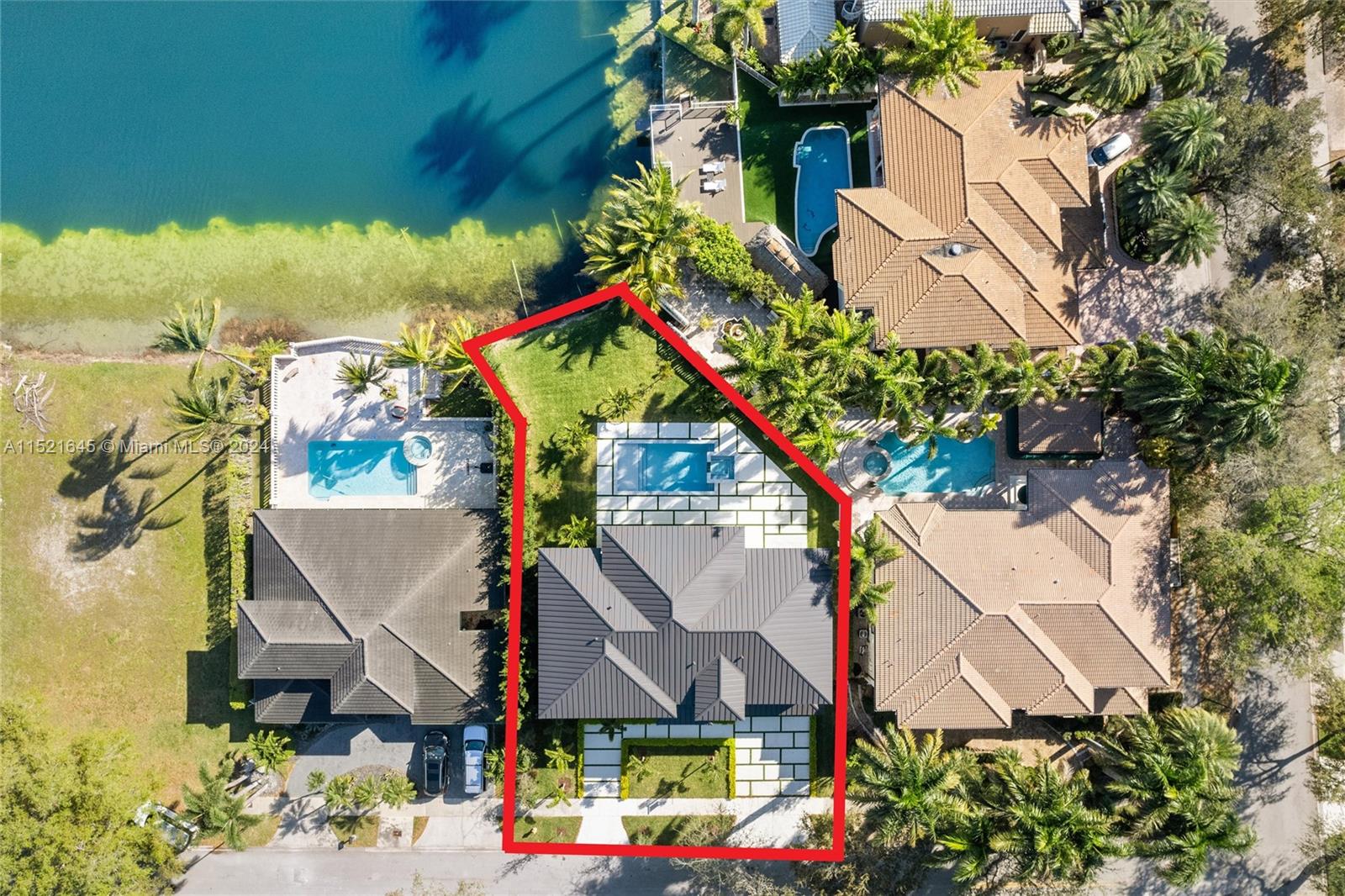 EIGHTH ADDN TO ROYAL OAKS - Residential