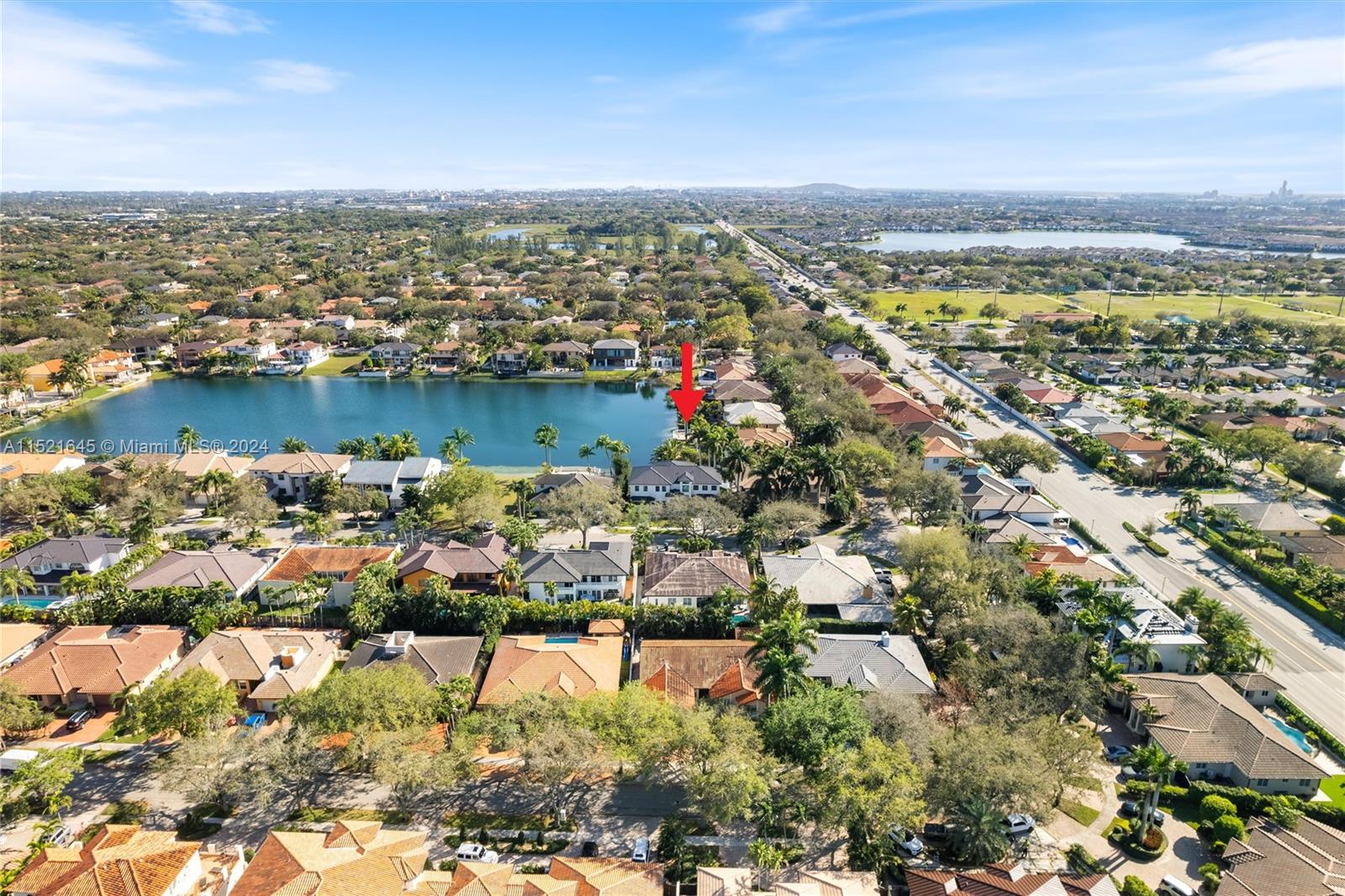 EIGHTH ADDN TO ROYAL OAKS - Residential