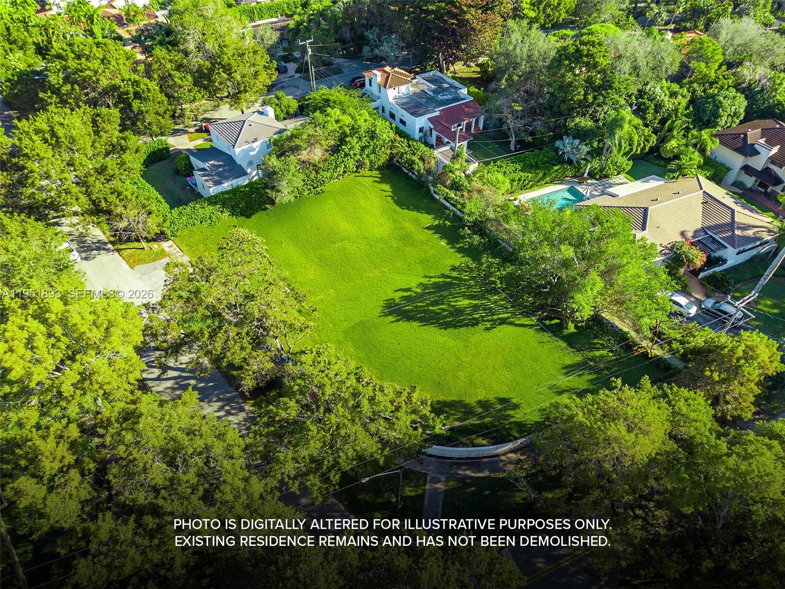 CORAL GABLES COUNTRY CLUB - Land