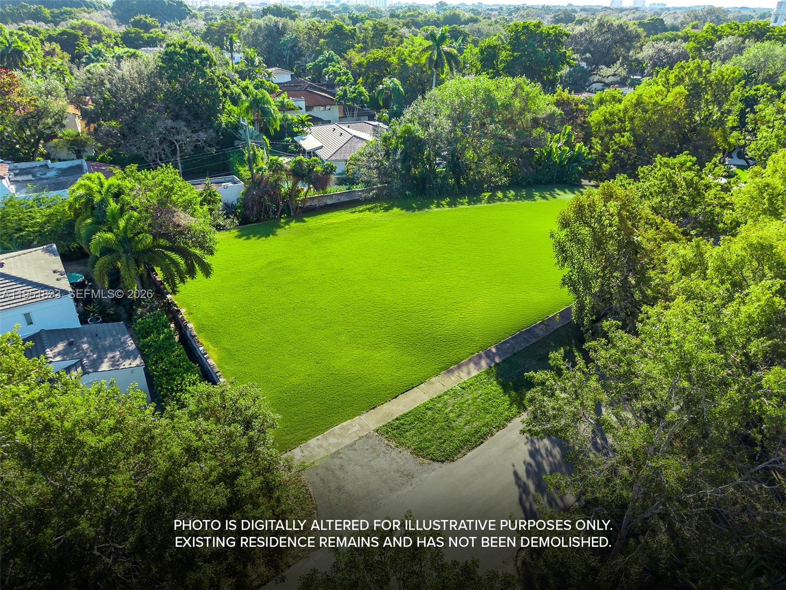 CORAL GABLES COUNTRY CLUB - Land