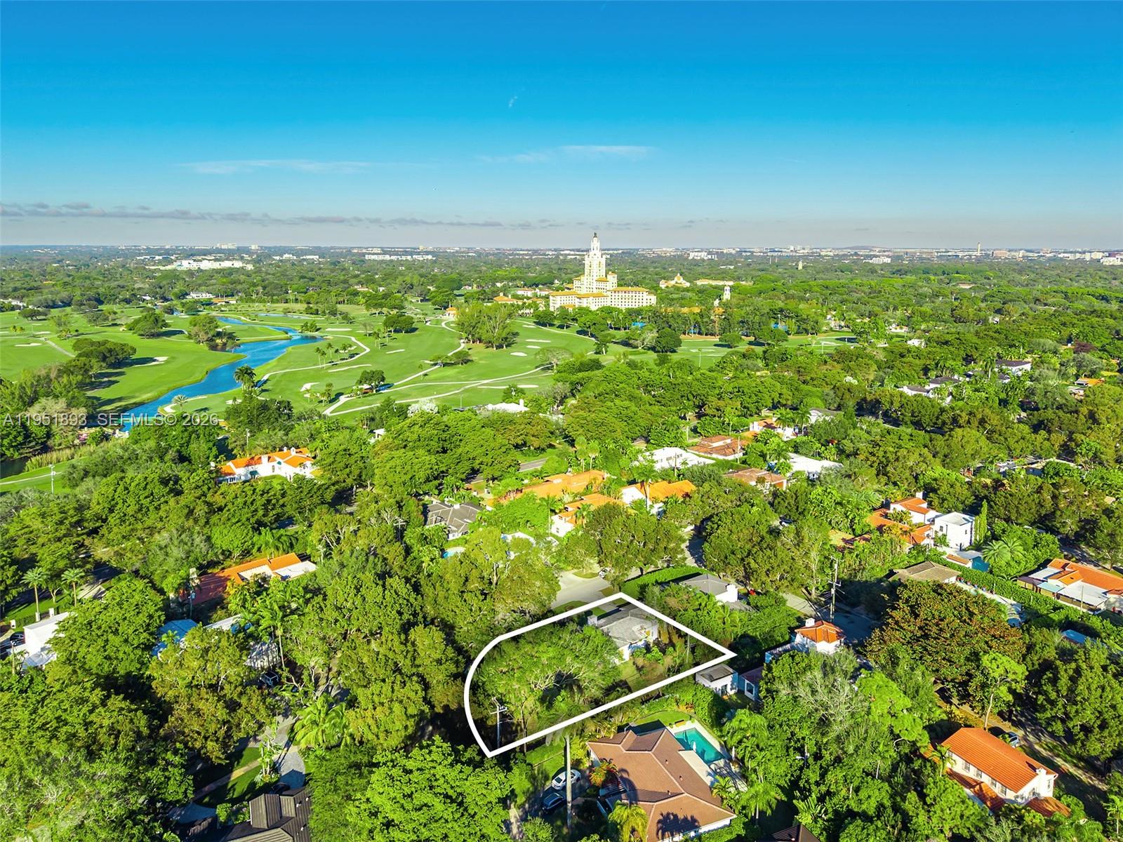 CORAL GABLES COUNTRY CLUB - Land