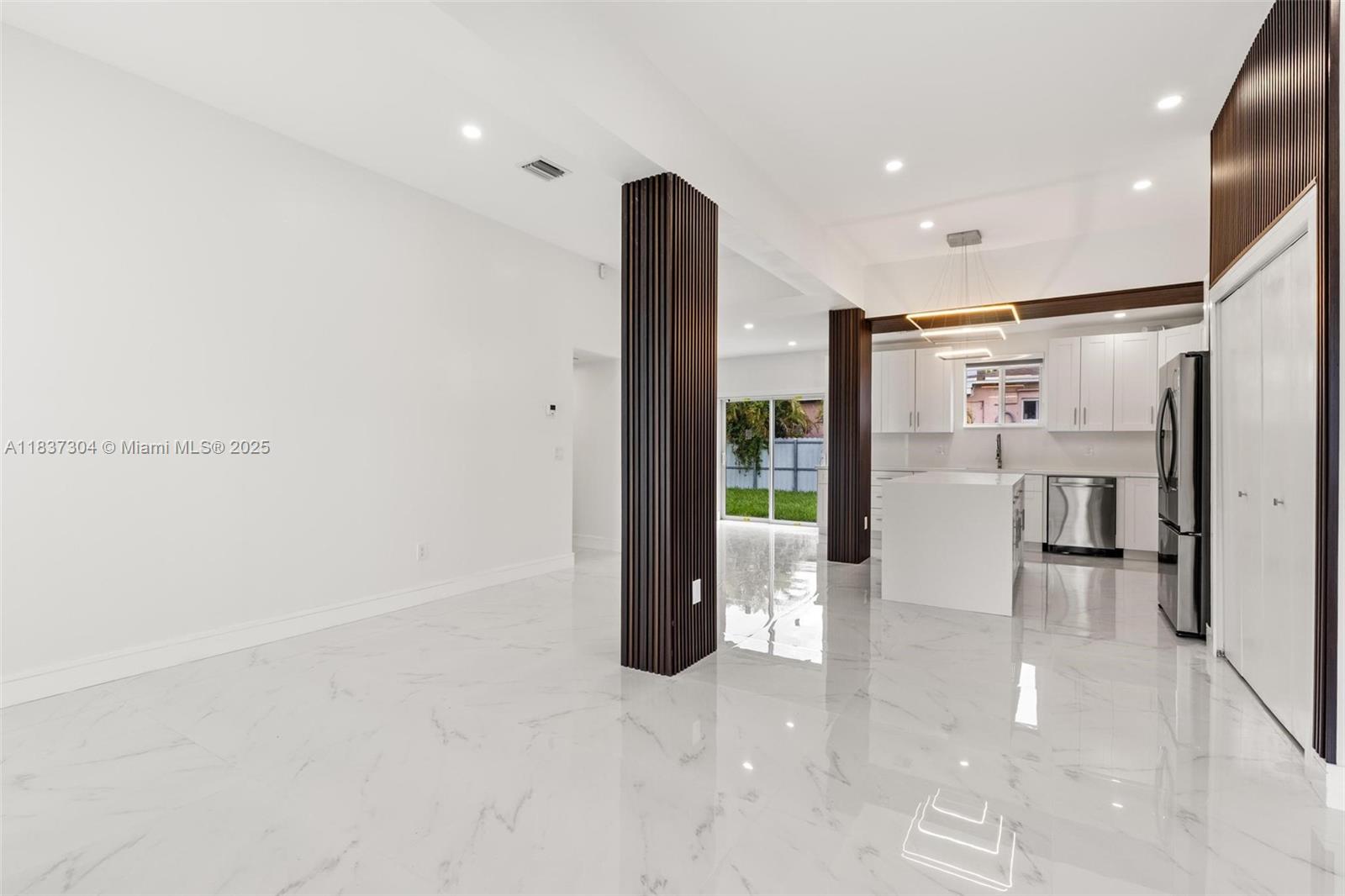 BISCAYNE GARDENS SEC E PA - Residential