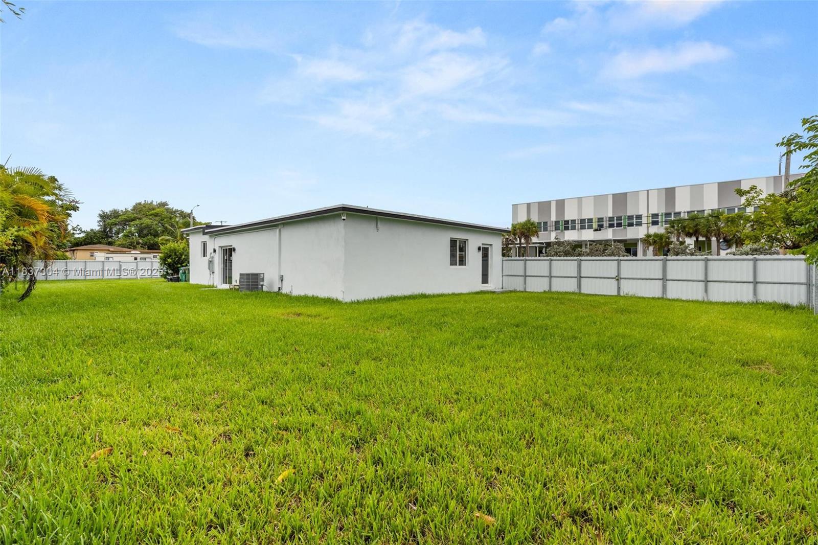 BISCAYNE GARDENS SEC E PA - Residential