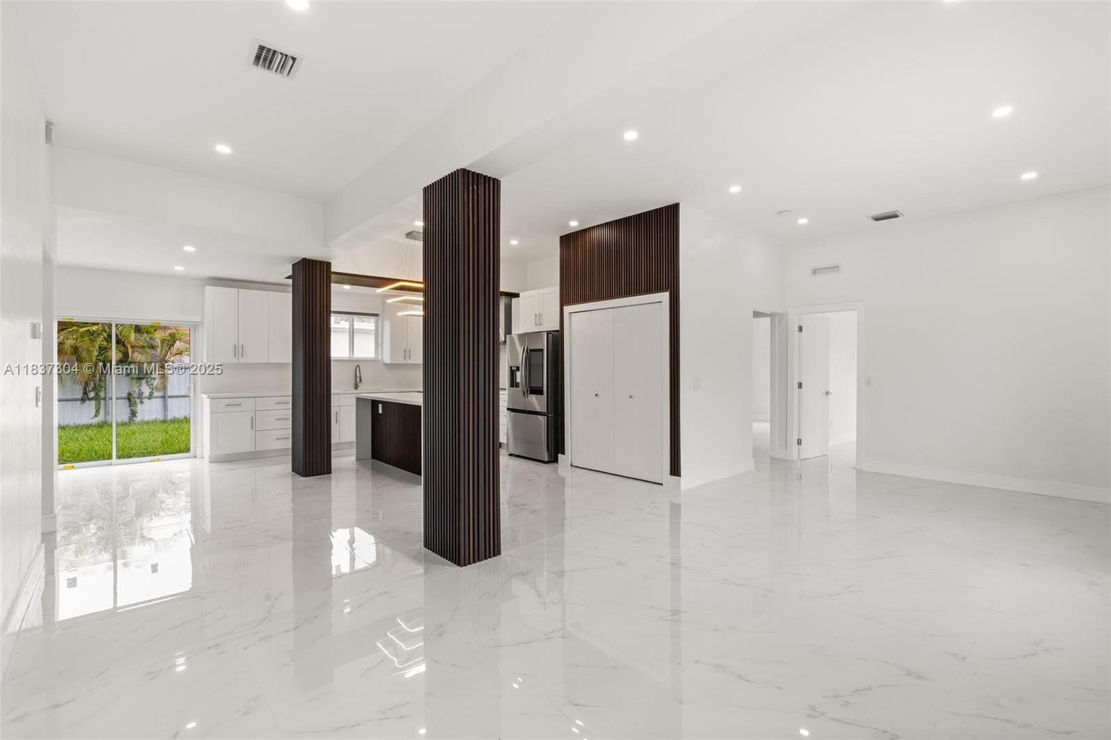 14801 NW 5th Ave