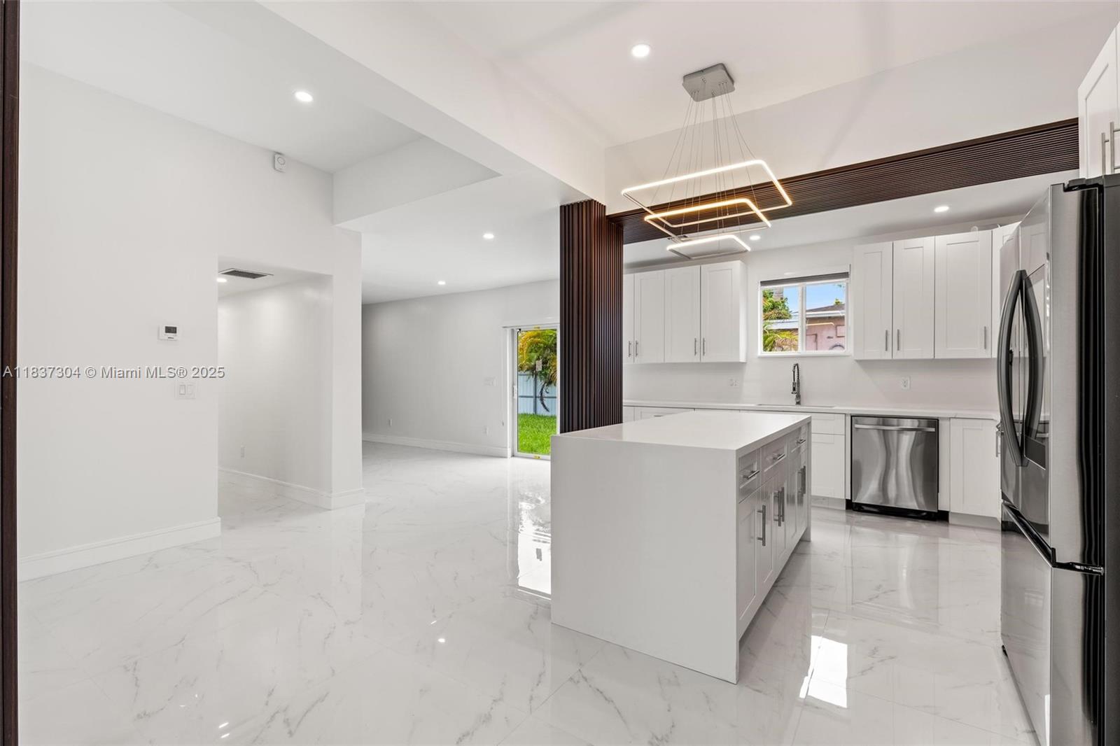 BISCAYNE GARDENS SEC E PA - Residential