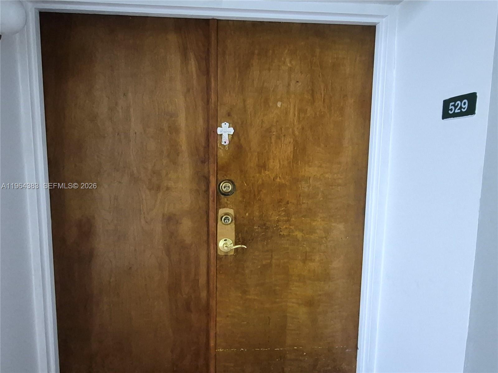 INTERNATIONAL PARK CONDO - Residential