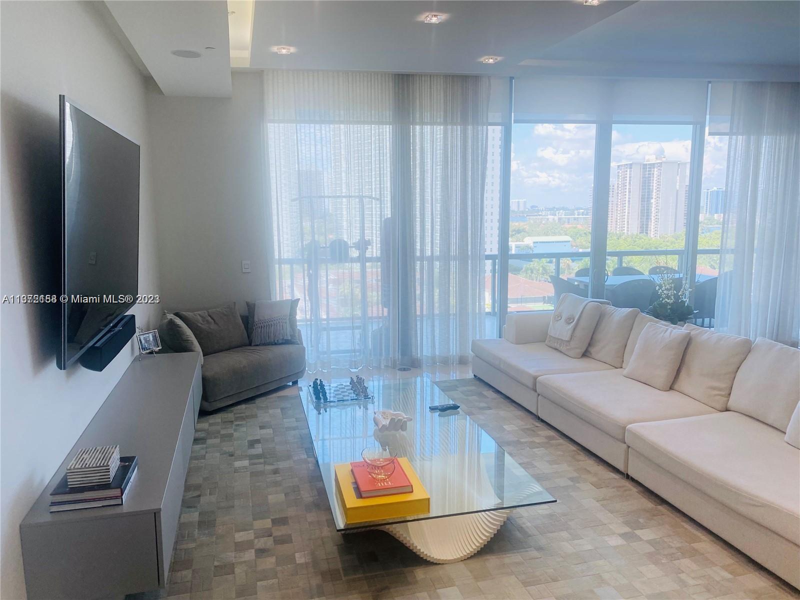 ECHO CONDO - Residential Lease
