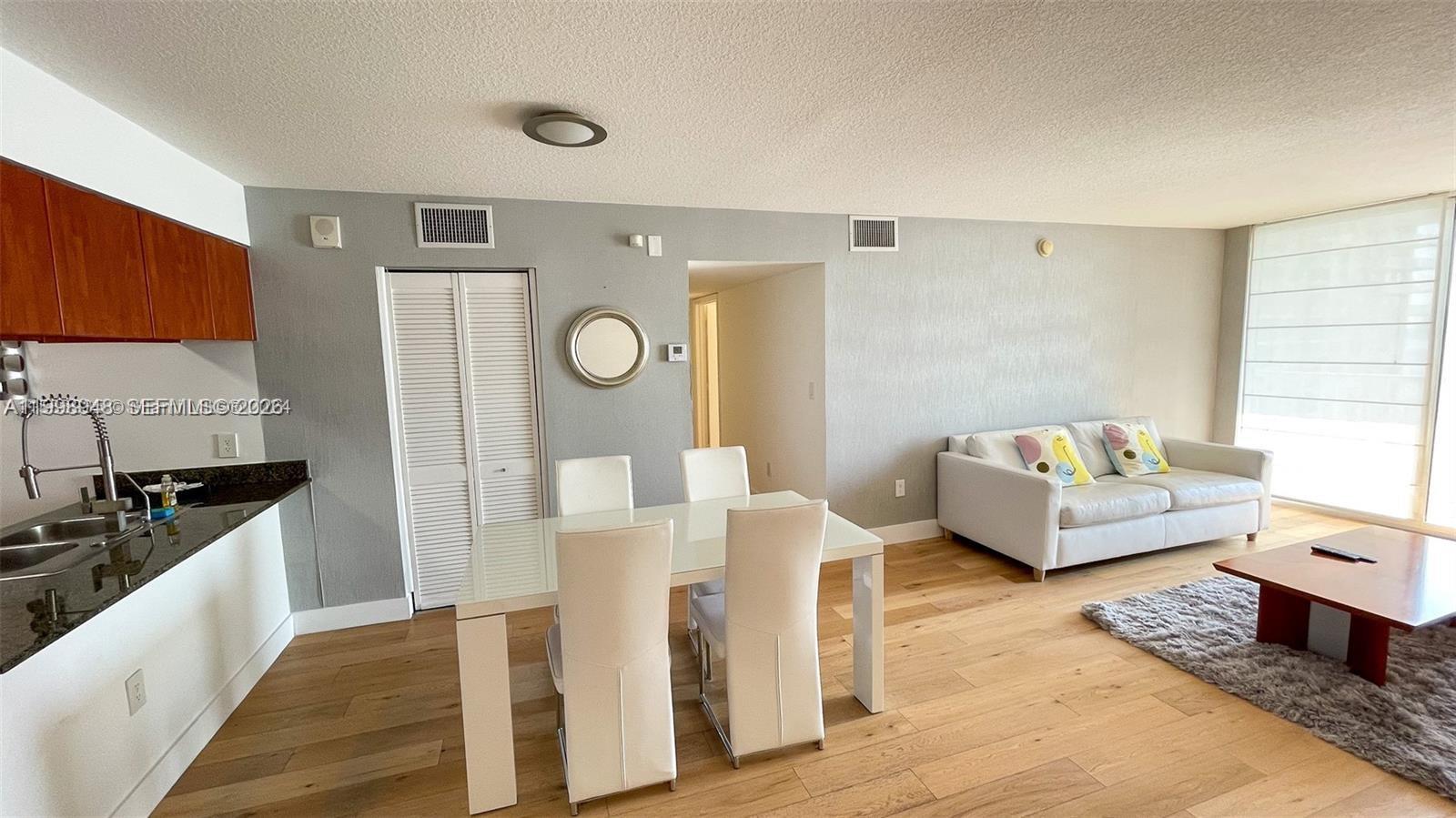 THE CLUB AT BRICKELL BAY - Residential