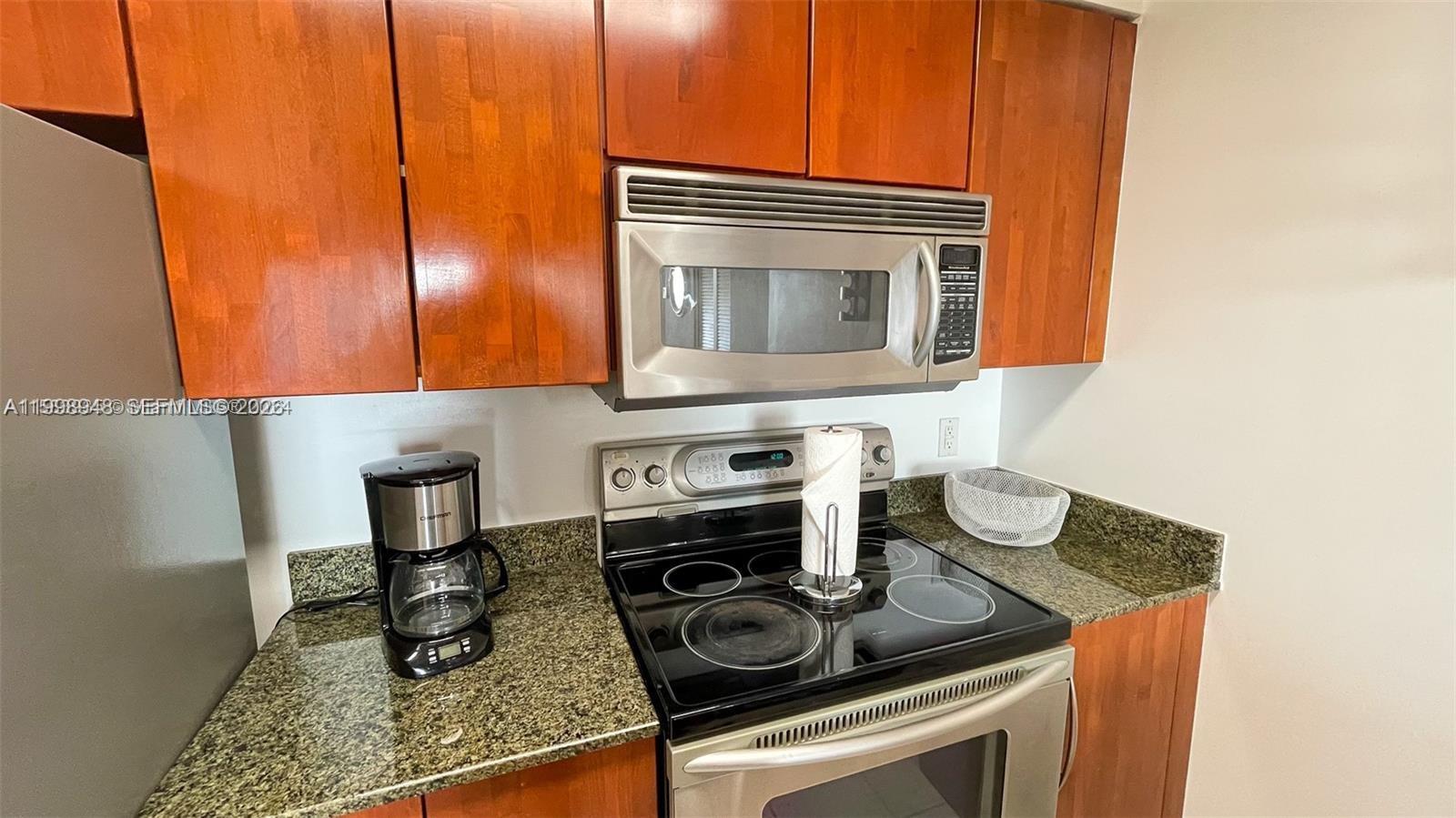 THE CLUB AT BRICKELL BAY - Residential