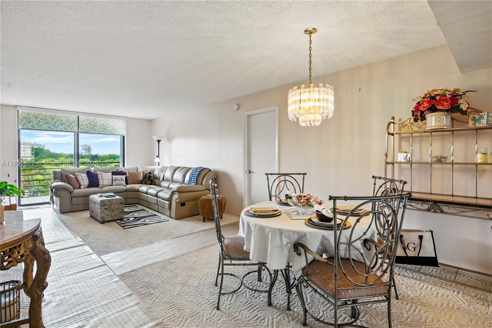 1100 Saint Charles Pl 407