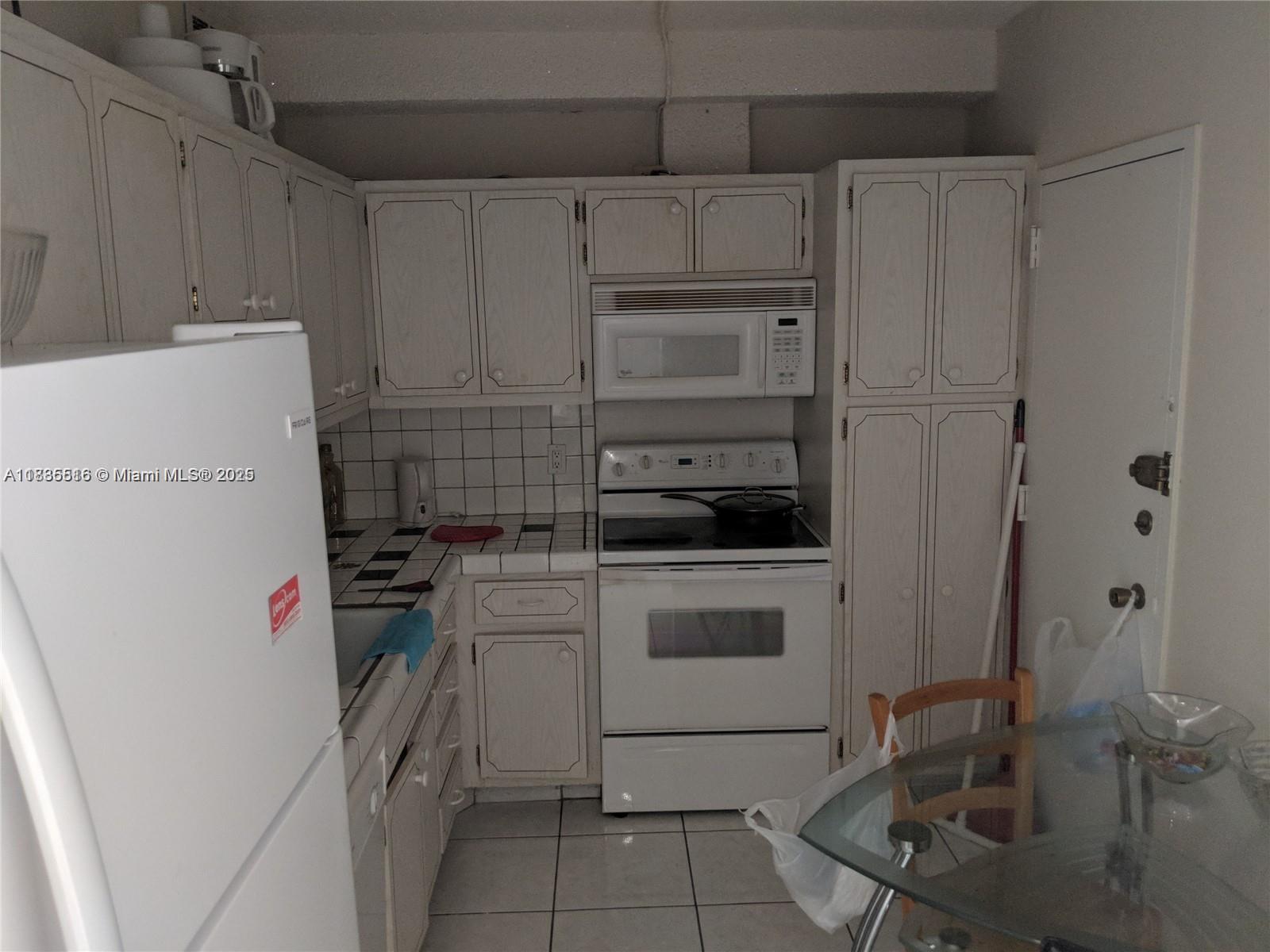 HEMISPHERES CONDO - Residential