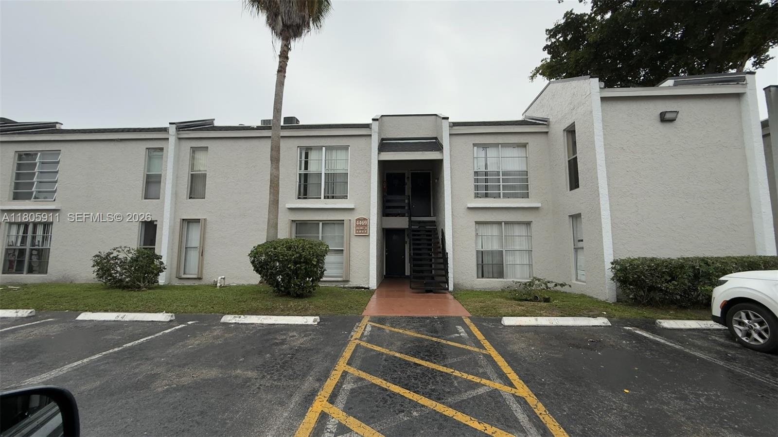 ARBOR KEYS CONDO - Residential