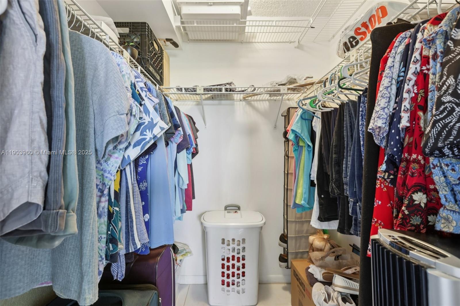 SUNRISE LAKES 216 CONDO - Residential