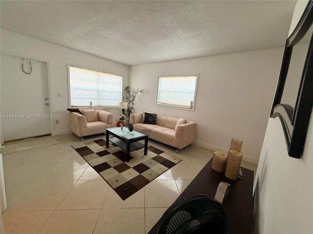 Photo of 4061 N Dixie Hwy #1, Oakland Park, FL 33334 (MLS # A11941089)