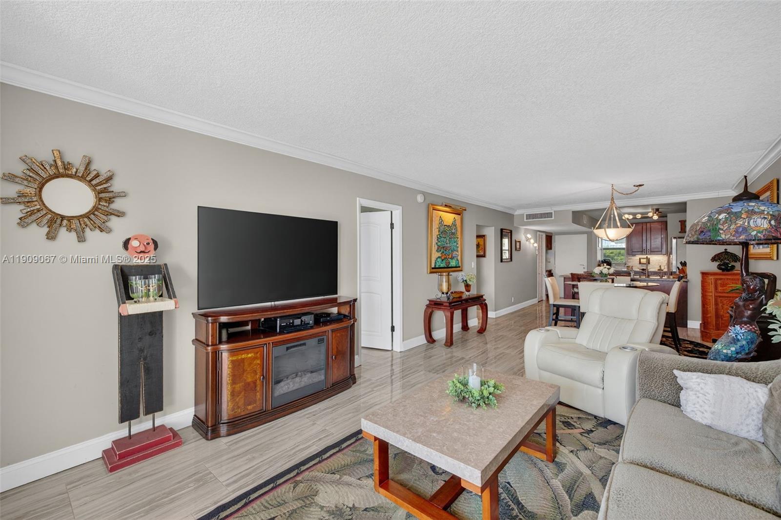 DORSEY ARMS CONDO - Residential