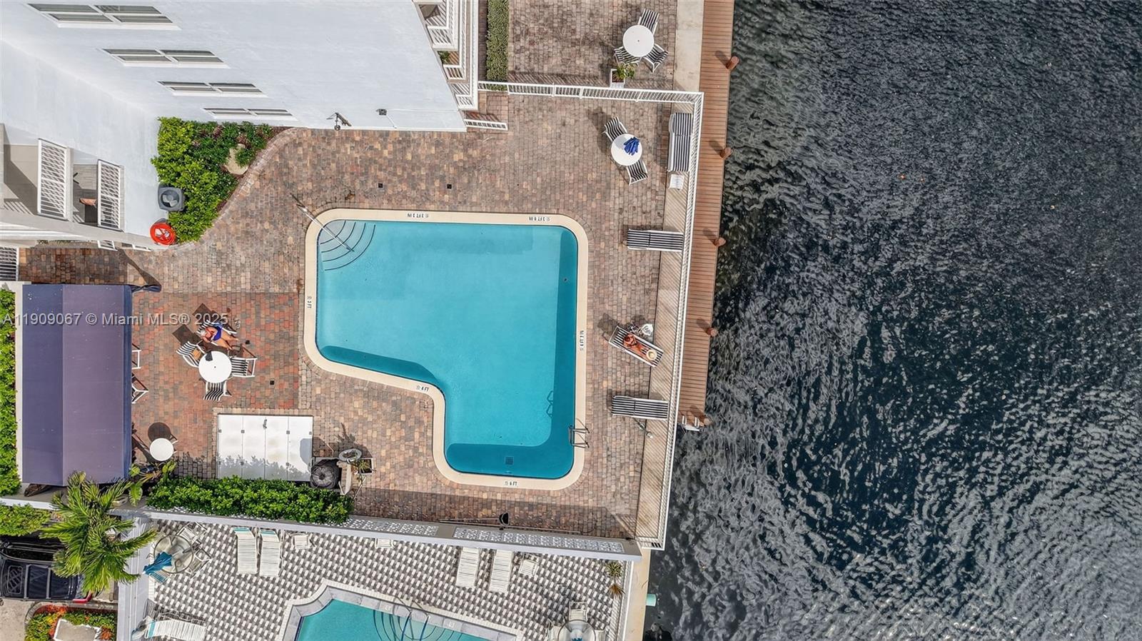 DORSEY ARMS CONDO - Residential