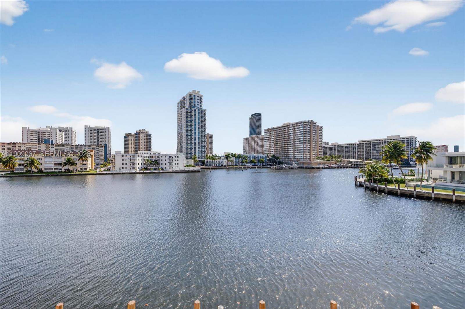 DORSEY ARMS CONDO - Residential