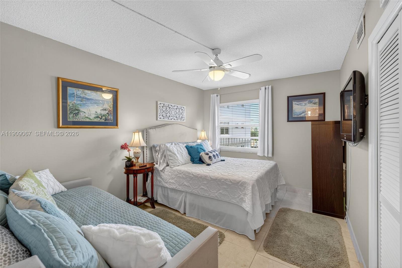 DORSEY ARMS CONDO - Residential