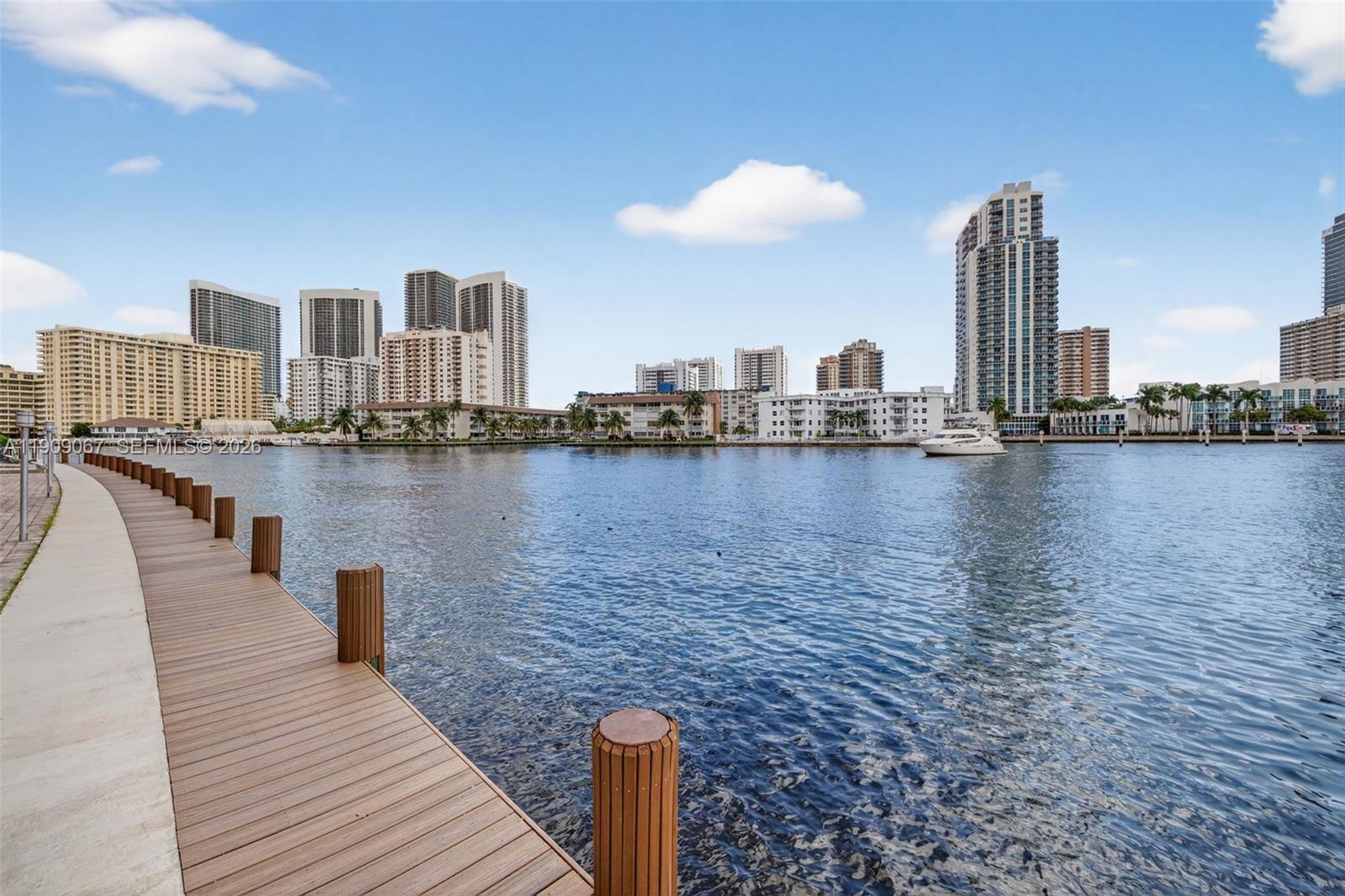 DORSEY ARMS CONDO - Residential