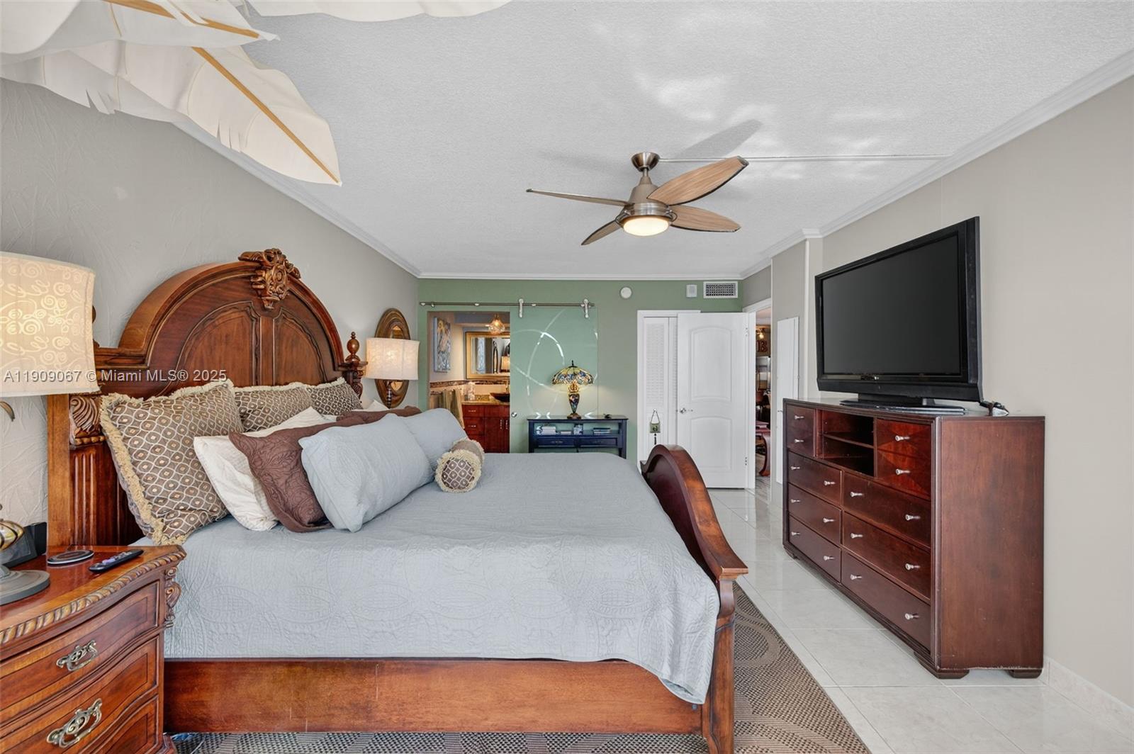 DORSEY ARMS CONDO - Residential