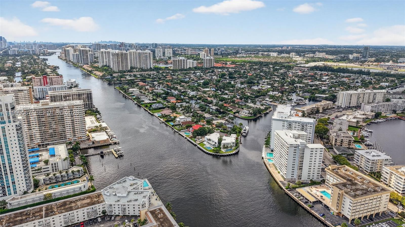 DORSEY ARMS CONDO - Residential