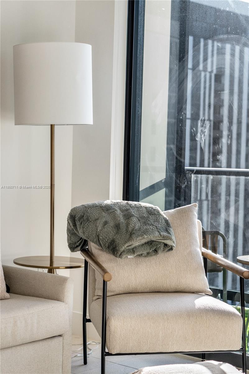 159 NE 6TH STREET CONDO - Residential Lease