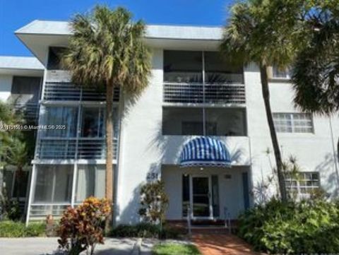 201 Galen 315W Key Biscayne FL 33149