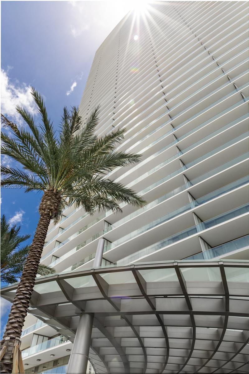 18975 COLLINS CONDO - Residential Lease