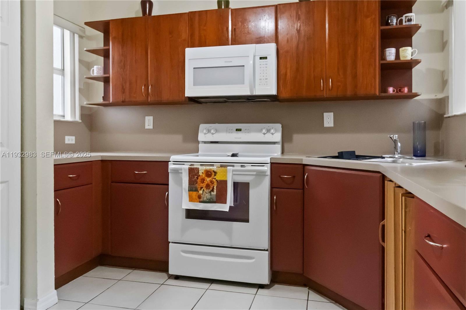 ABEL HOMES AT KEYS WINDS - Residential