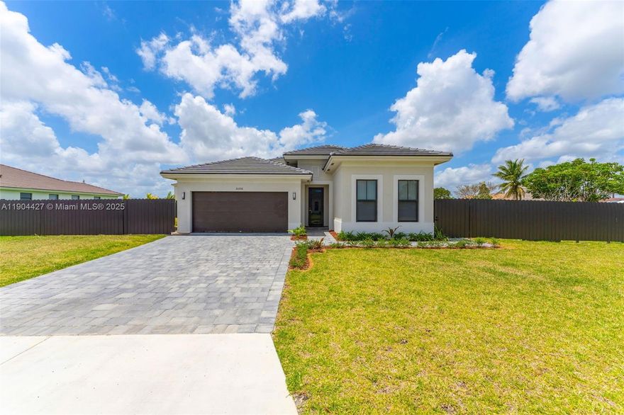 Welcome to this modern and comfortable 1bd/ba apartment located in a peaceful and growing neighborhood in Florida City / Homestead, near the Florida Keys. Featuring central A/C, impact windows, a spacious layout, and stylish finishes, this home offers both comfort and convenience. Enjoy the privacy of your own entrance, plus an in-unit washer and dryer for added ease.

All utilities are included: light, water, and Wi-Fi. So you can move right in without any extra hassle. The neighborhood is quiet yet close to everything: major highways, shopping, schools, and more.