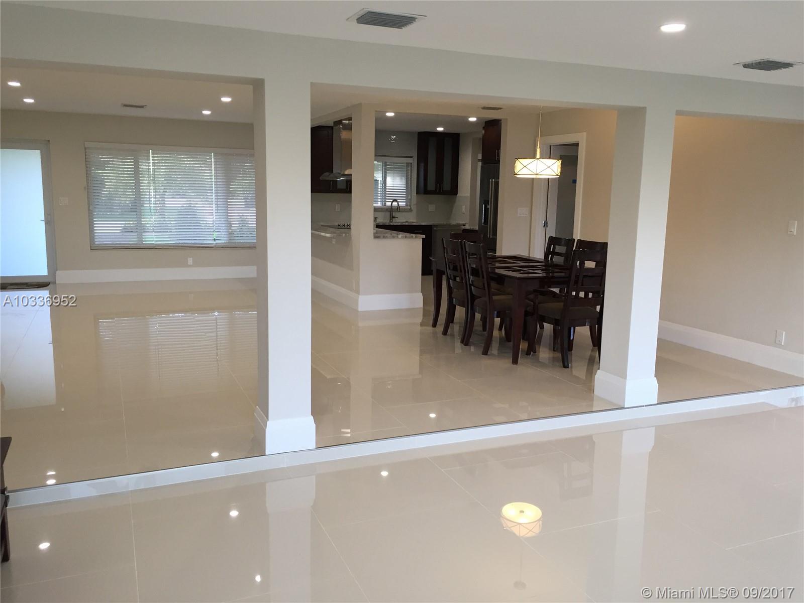 RIVER RIDGE - Residential